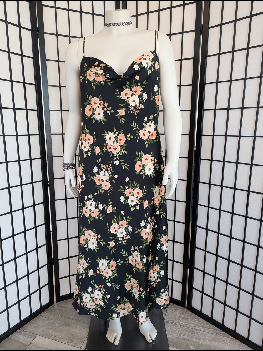 Old Navy Black Floral Maxi Slip Dress with Peach and White Blooms XL Petite